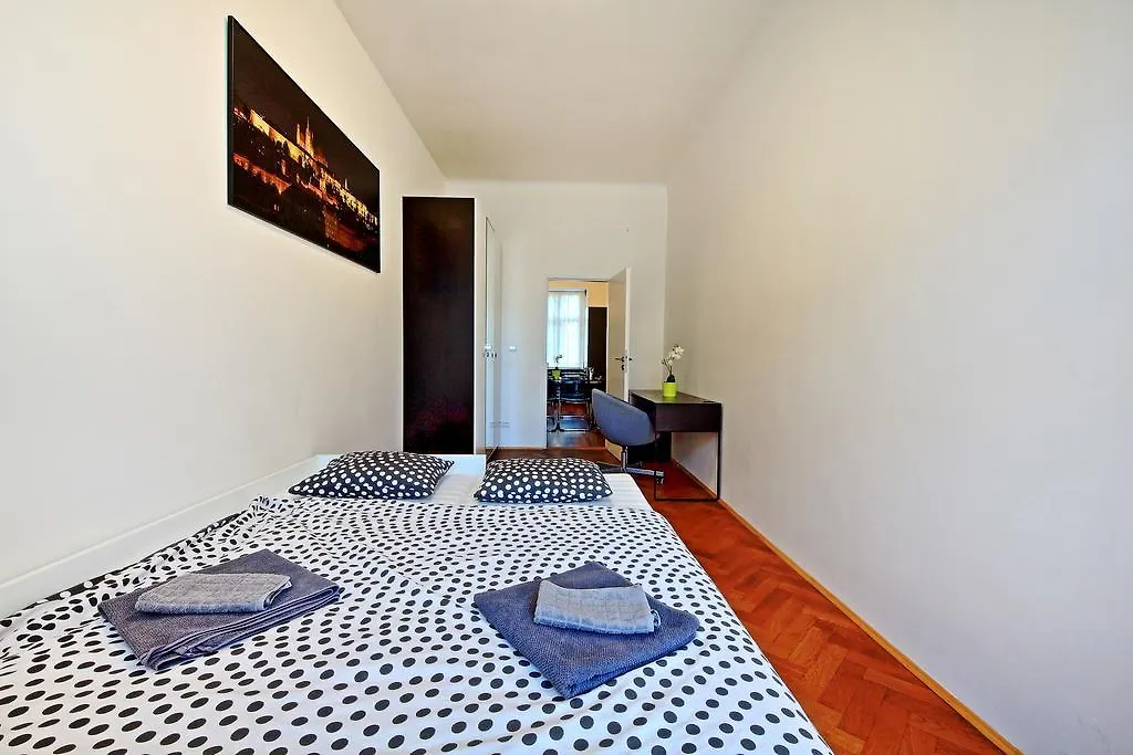 Belehradska Apartment Praha