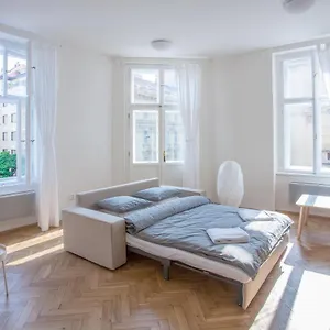 Apartmán Rezidence Rumunská, Praha